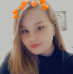 Meet your Posher, Bethanny